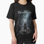 Everyday Select Main Hunter in Yharnam | For Gamers Essential T-Shirt - Gift for friend